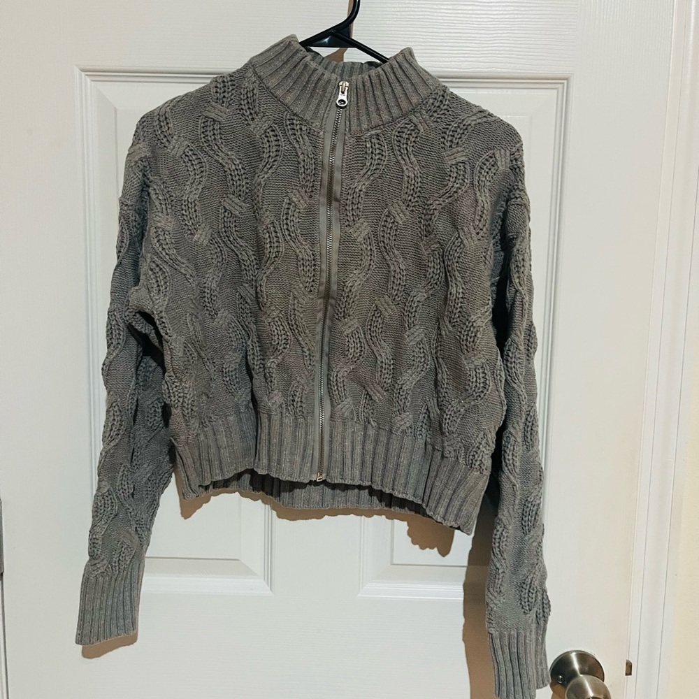 Forever 21 Gray Zip-Up Cable Knit Cardigan